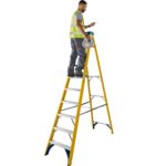 Werner Fibreglass Stepladder 10 Tread - Image 4